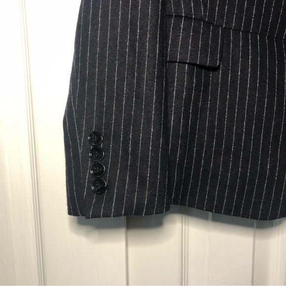 H&M Pinstripe Cutaway Collar Wool Blend Blazer Navy Grey 10 - Picture 2 of 6